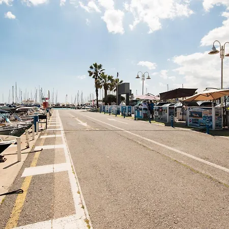 Puerto Marinero En El Puerto Marina De En El Corazón De La Costa Del Sol. Appartamento *