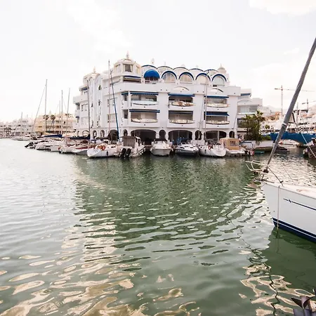 Appartamento Puerto Marinero En El Puerto Marina De En El Corazón De La Costa Del Sol. *