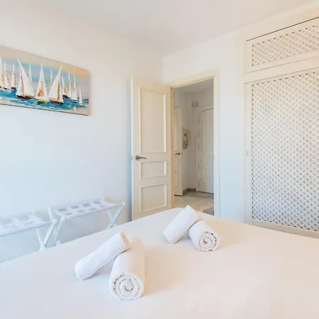 Seaside Villages In Puerto Marina-1st Line Appartement Benalmádena