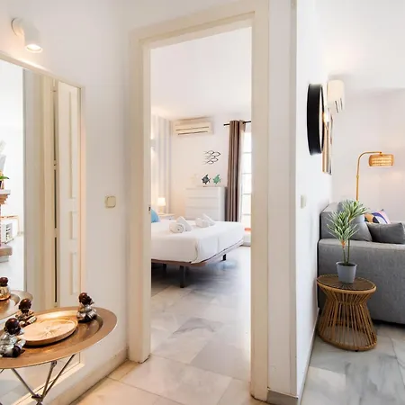 Seaside Villages In Puerto Marina-1st Line Appartement